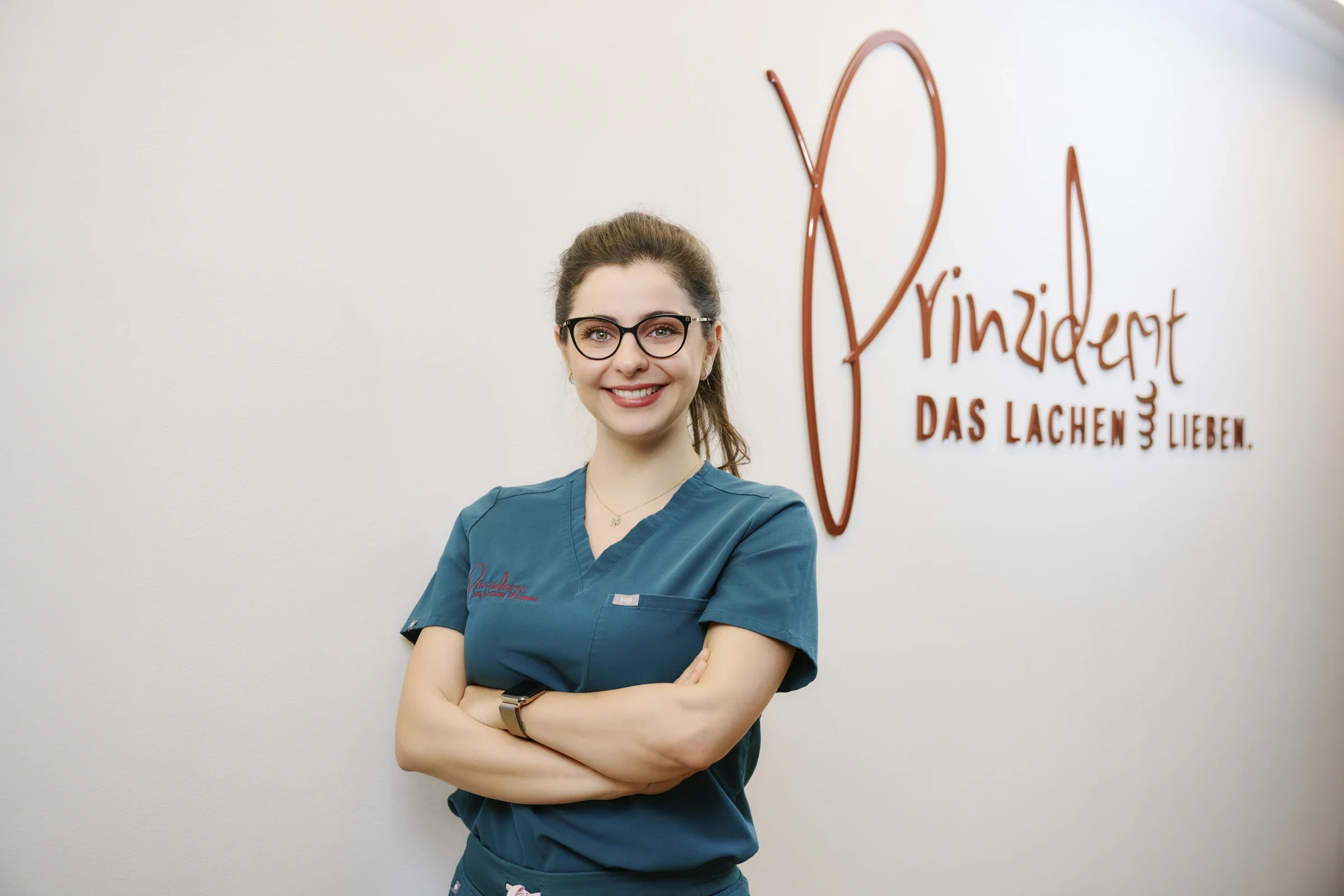 Dr. Faten Bishani - PRINZIDENT Team