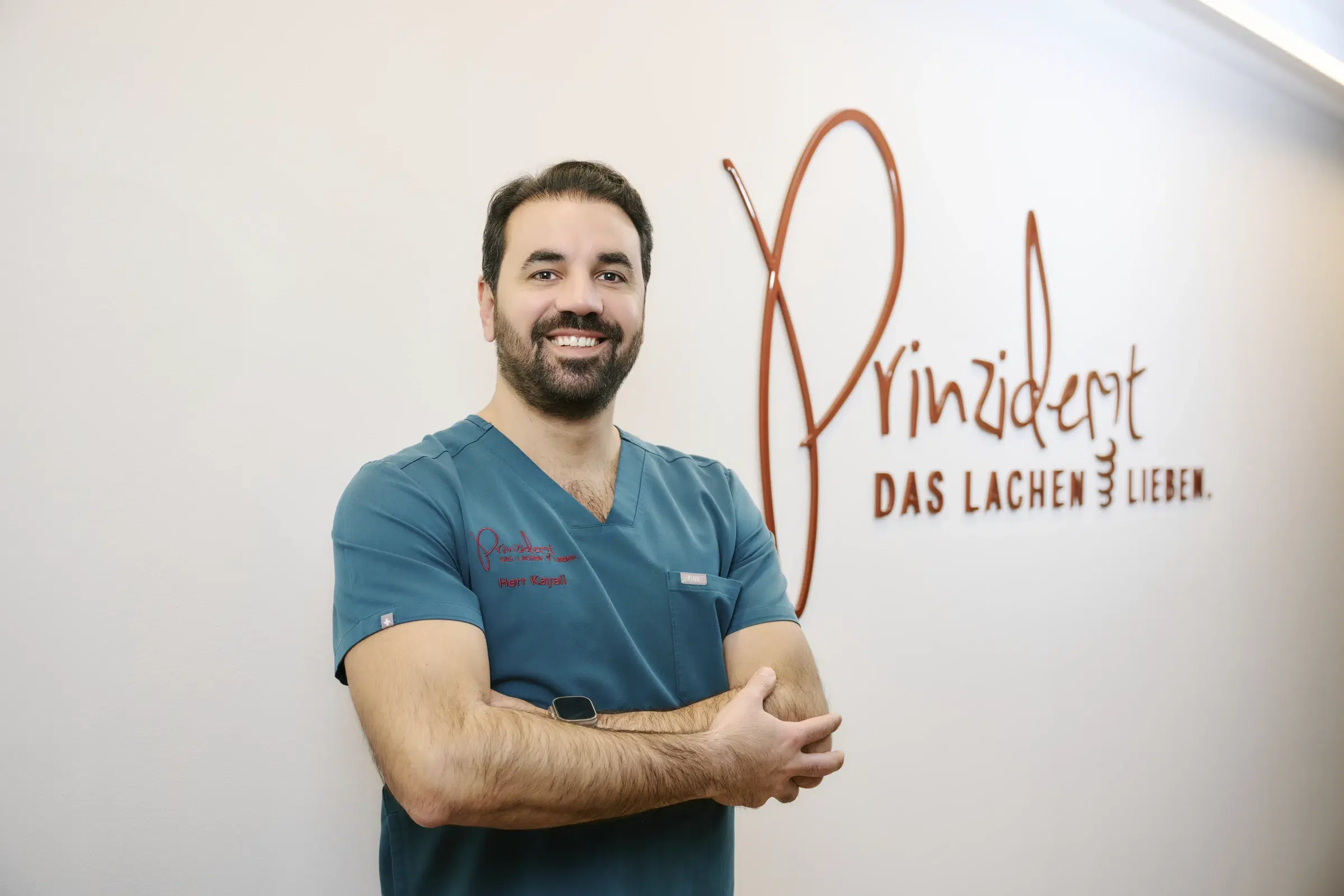 مريض في استشارة الزرعة في برينزيدنت